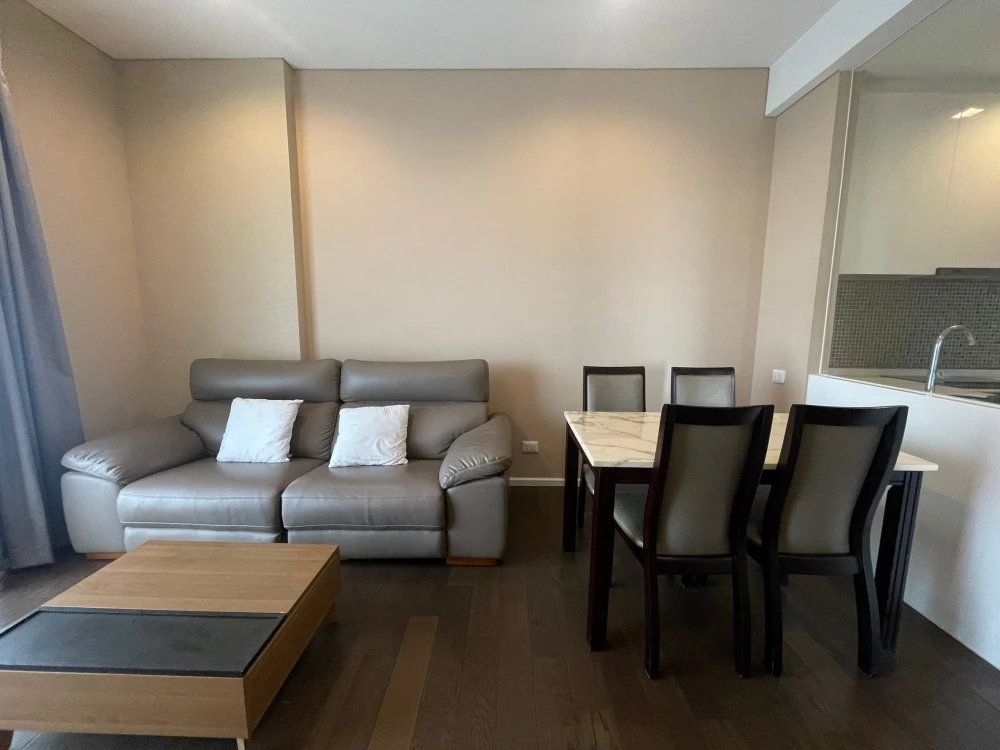 For rent urgently!! The Saint Residences Condo, good location, ready to move in right away, book now!!