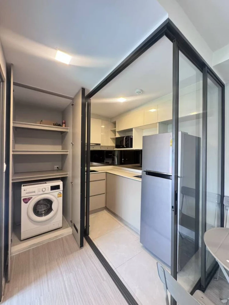 Urgent for rent!! Condo The Privacy S 101, Floor 5, Building A, Pool View The room is very nice. Don't miss it!!