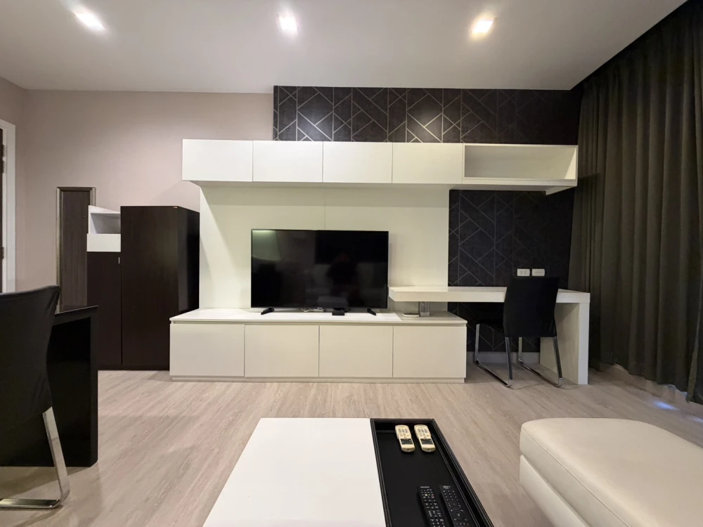 For rent urgently!! Condo Urbano Absolute Sathorn-Taksin, good location condo ready to move in immediately!!
