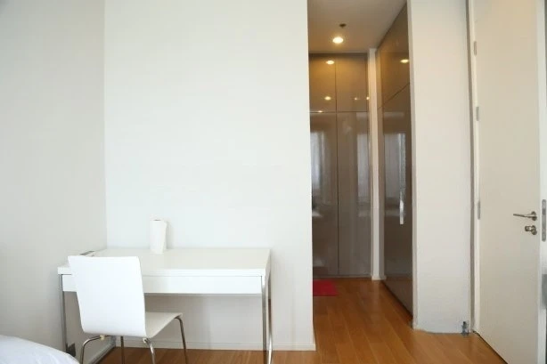 For rent urgently!! Condo M Ladprao, room number 1188/99, fully furnished, good location, convenient transportation, book now!!