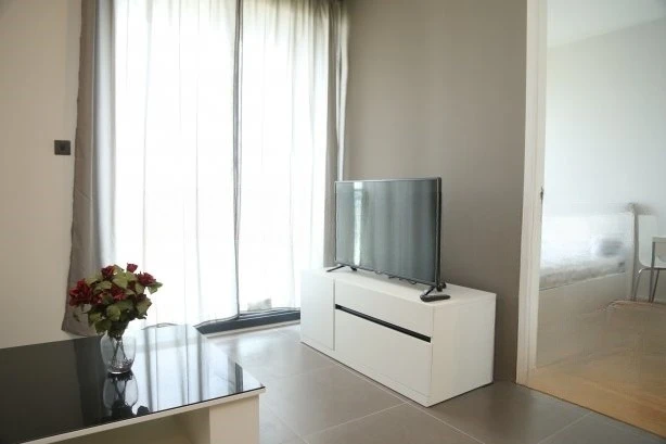 For rent urgently!! Condo M Ladprao, room number 1188/99, fully furnished, good location, convenient transportation, book now!!
