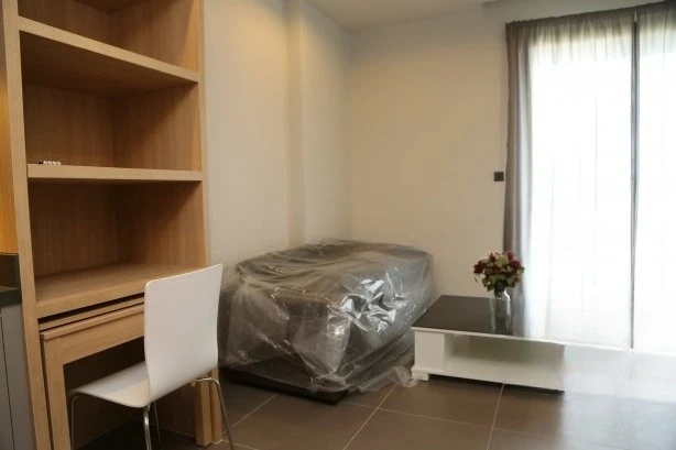 For rent urgently!! Condo M Ladprao, room number 1188/99, fully furnished, good location, convenient transportation, book now!!