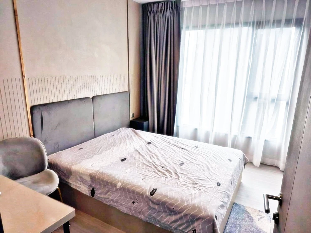 For rent urgently!! Condo Life Asoke-Rama 9, complete facilities Ready to move in. Hurry up to reserve!!
