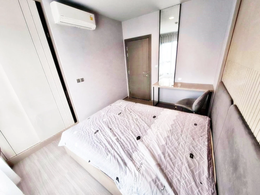 For rent urgently!! Condo Life Asoke-Rama 9, complete facilities Ready to move in. Hurry up to reserve!!
