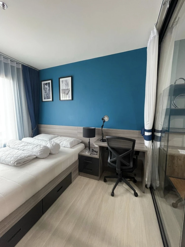 For rent urgently!! Condo Life Asoke, Room No. 46/667, Floor 18, complete facilities, hurry to book!!