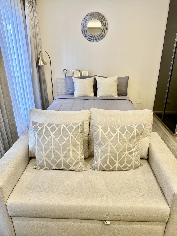 For rent urgently!! Condo Icon Sukhumvit 77, 2nd floor, Building B, nice room, fully furnished, good location, don't miss it, hurry up and move!!