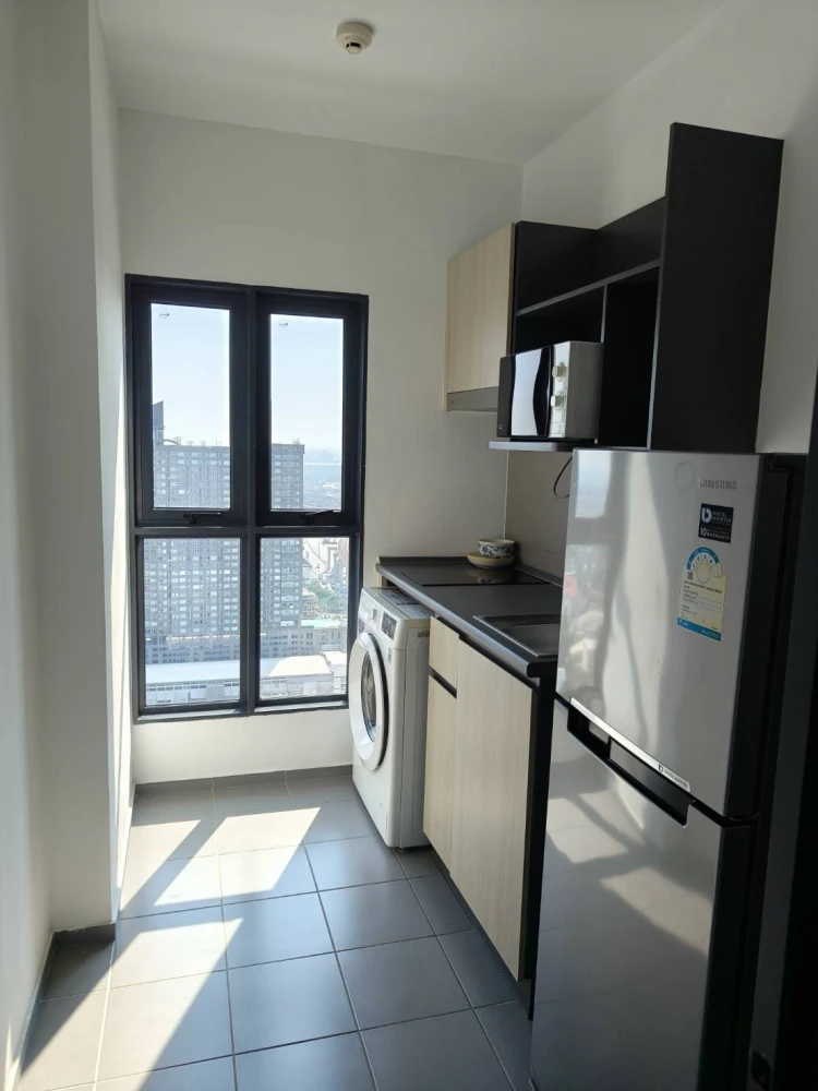 For rent!! Condo Ideo Sukhumvit 115, good location condo, ready to move in room, hurry up and book now!!