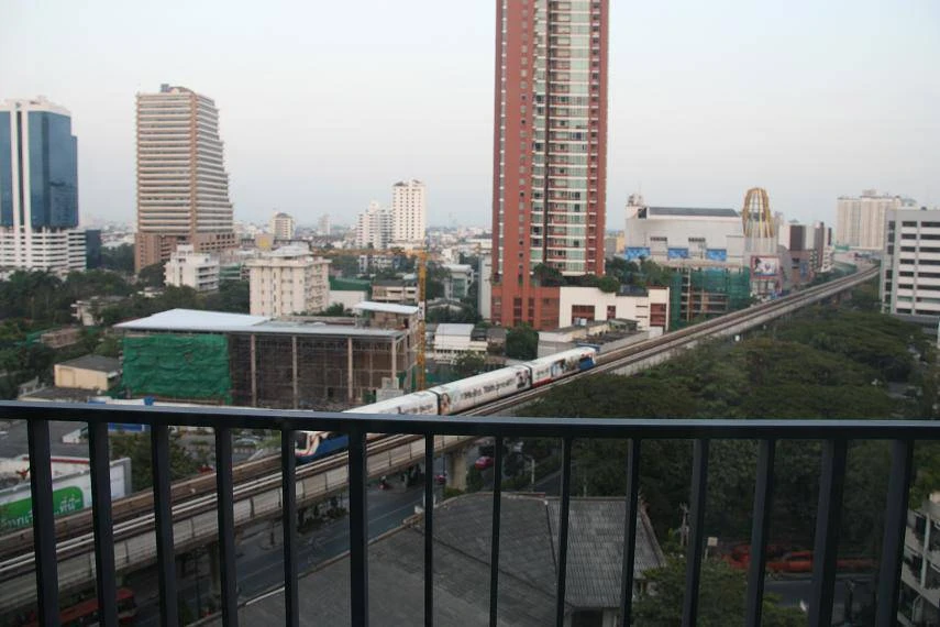 Urgent for rent!! Siri at Sukhumvit, beautiful room, next to Thonglor BTS station, next to Sukhumvit Road, fully furnished, ready to move in