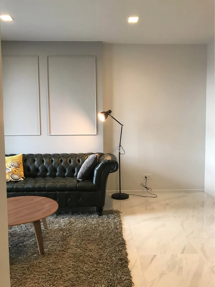 Urgently available for rent: Hyde Sukhumvit 11. Large room, comfortable living, spacious living space, convenient and complete. Come reserve now, don'