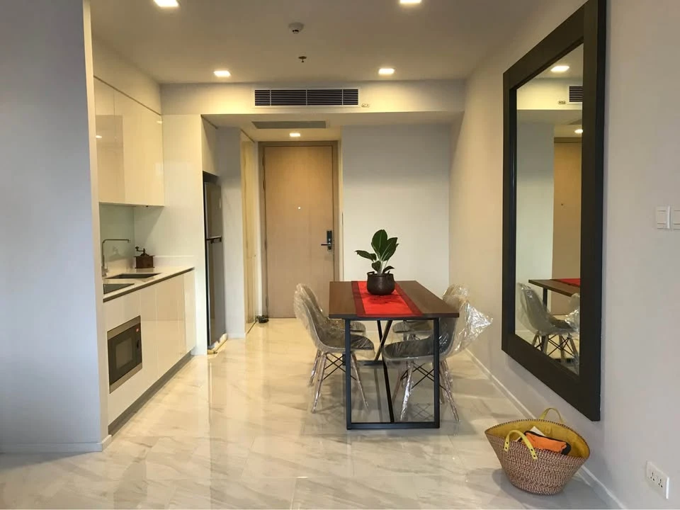 Urgently available for rent: Hyde Sukhumvit 11. Large room, comfortable living, spacious living space, convenient and complete. Come reserve now, don'