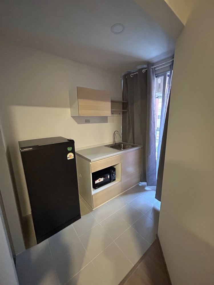 Condo for rent, Sena Kith Bangna - KM.29. Ready to move in, fully furnished with appliances. Affordable price. You won't want to miss this!
