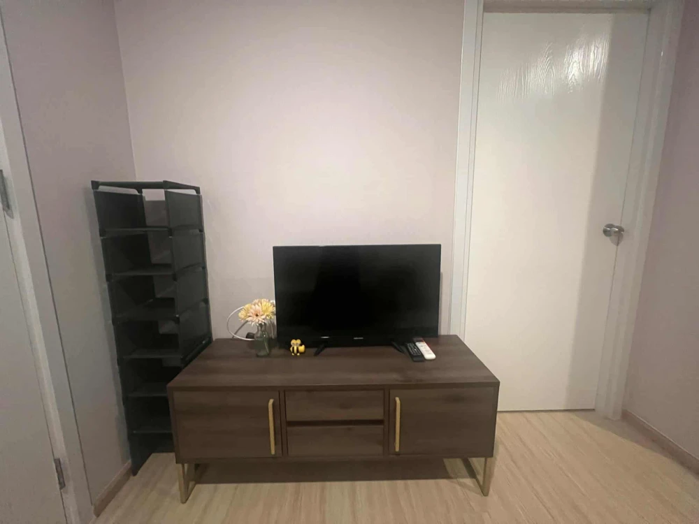 ให้เช่าพลัมคอนโด ปิ่นเกล้า 1 ห้องนอน 1 ห้องน้ำ เฟอร์+เครื่องใช้ไฟ้าครบ วิวสวย ห้ามพลาด จองเลย