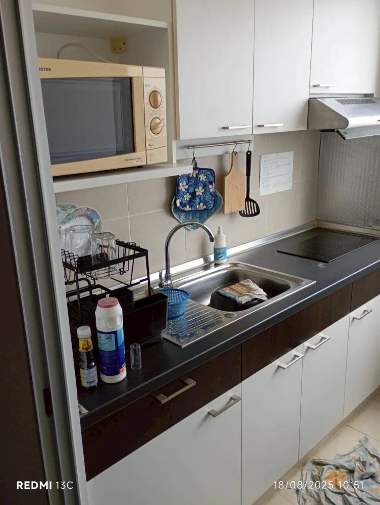 Supalai Park Ratchayothin for rent, spacious room, lots of usable space, fully furnished and equipped with appliances. Don't miss out!