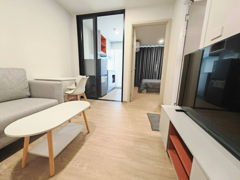 Condo for rent at Kave Luminous, Bang Mod, 7th floor. Beautiful, unobstructed view. High floor, breezy all day. Just bring your clothes and move in!