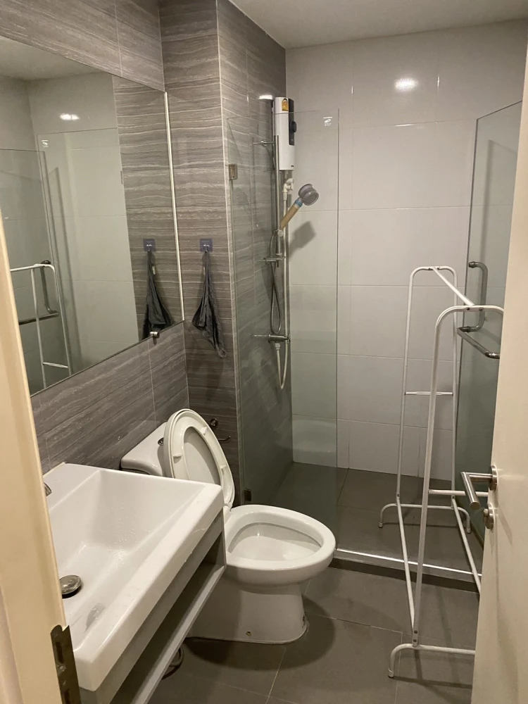 Knightbridge Phaholyothin Interchange for rent, beautiful room, fully furnished, 14th floor, great view, don't miss it.
