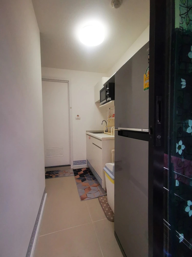 Room for rent, Icondo Salaya 2 project, 6th floor, pool view, fully furnished, ready to move in, hurry to move in