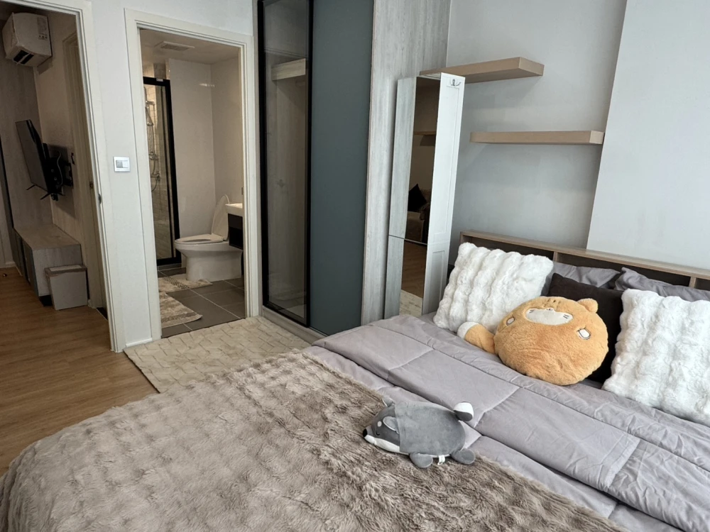 For rent Atmoz Kanaal Rangsit, a resort-style condo with a riverside atmosphere in the heart of Rangsit!!