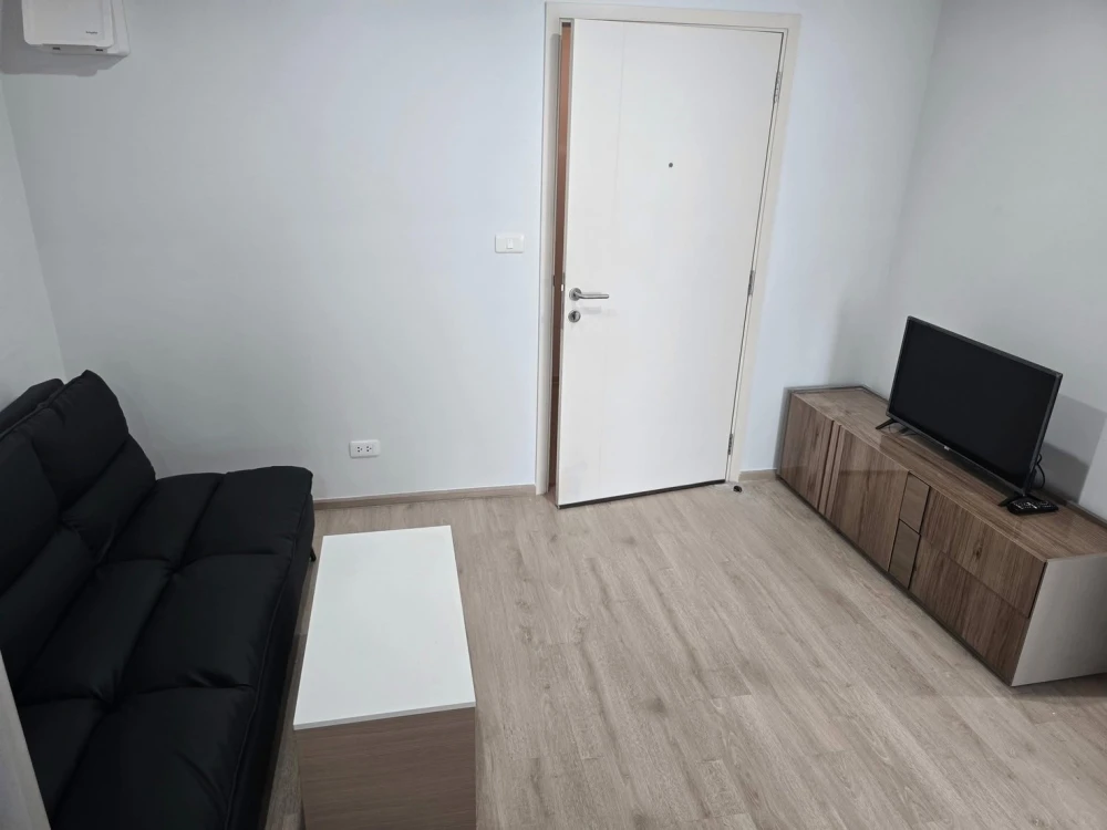 For rent: Elio Del Moss Phahonyothin 34, ready to move in, fully furnished, appliances included, just bring your bags and move in.