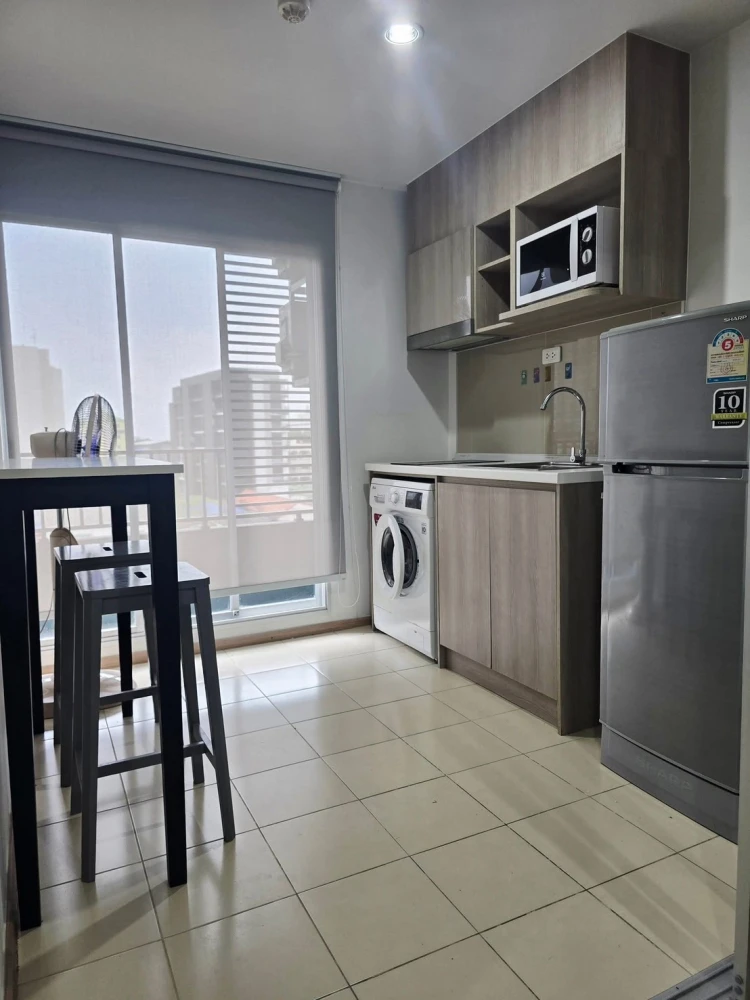 For rent: Elio Del Moss Phahonyothin 34, ready to move in, fully furnished, appliances included, just bring your bags and move in.