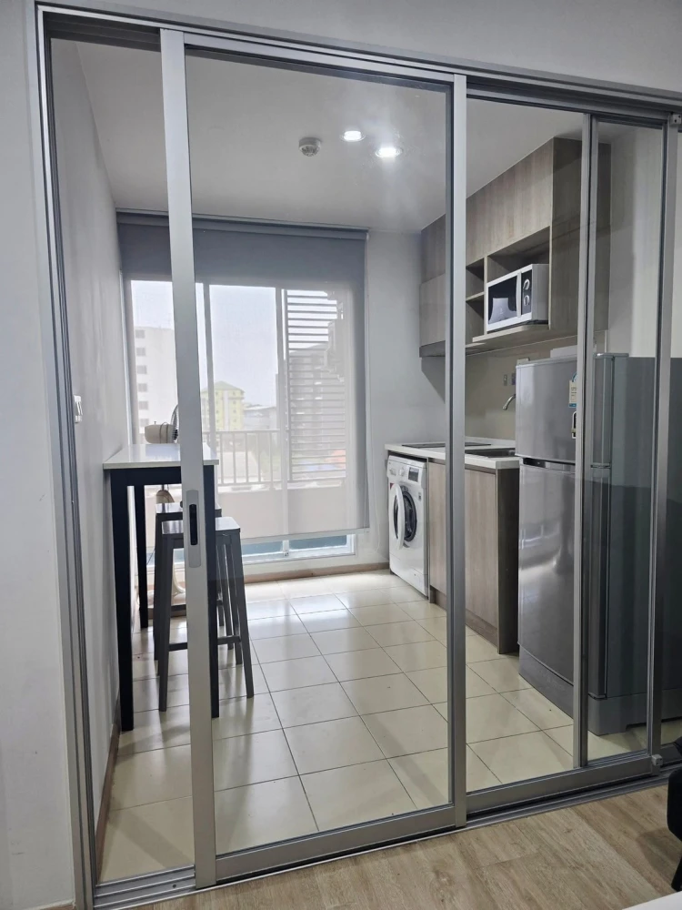For rent: Elio Del Moss Phahonyothin 34, ready to move in, fully furnished, appliances included, just bring your bags and move in.