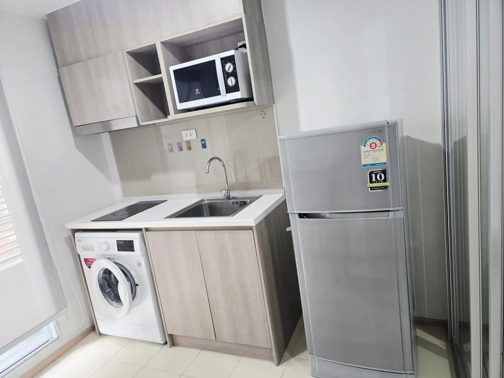 For rent: Elio Del Moss Phahonyothin 34, ready to move in, fully furnished, appliances included, just bring your bags and move in.