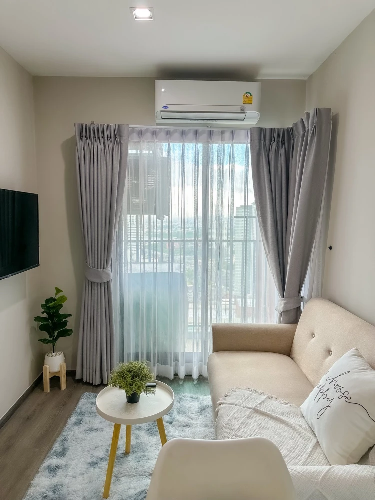For rent: Rich Park @Triple Station project. Beautifully decorated room, soothing white tones, affordable price. Hurry and reserve now!