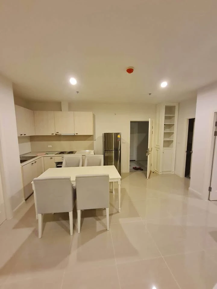 For rent: Manor Sanambinnam project, spacious room, 18th floor, Chao Phraya River view. Reserve now, don't miss out!