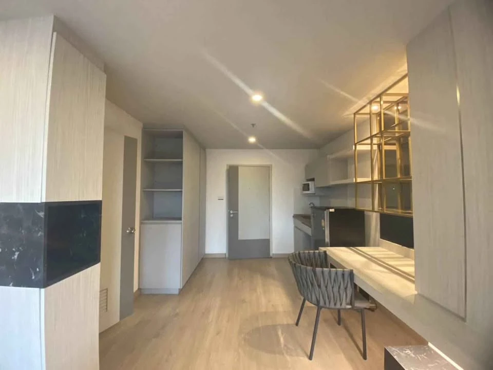 For rent Lumpini Selected Sutthisan-Saphankwai, ready to move in, complete facilities, book now