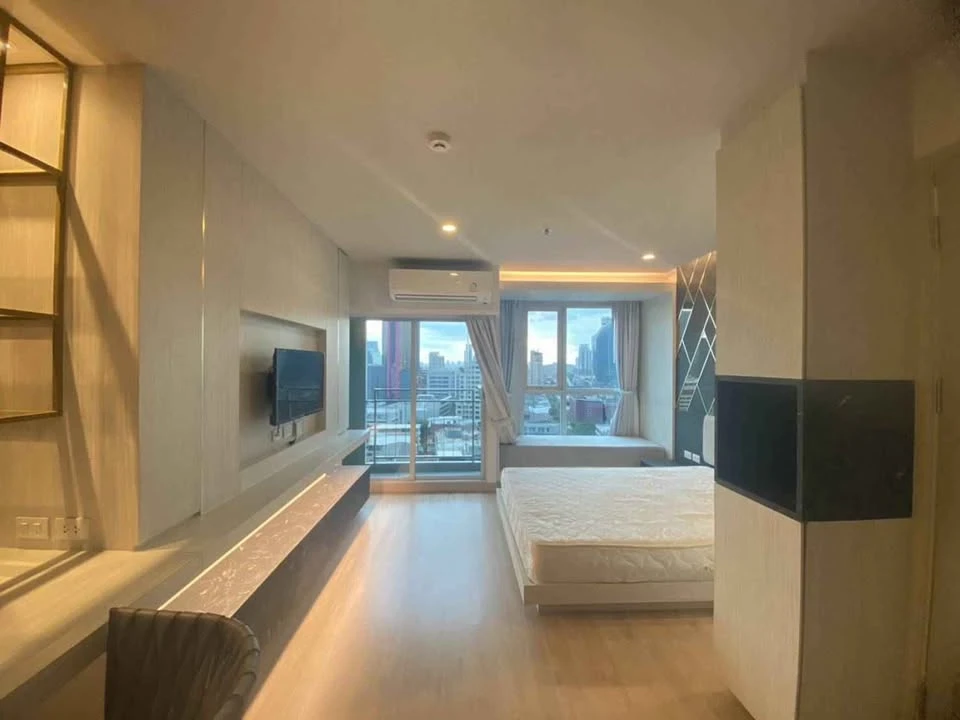 For rent Lumpini Selected Sutthisan-Saphankwai, ready to move in, complete facilities, book now