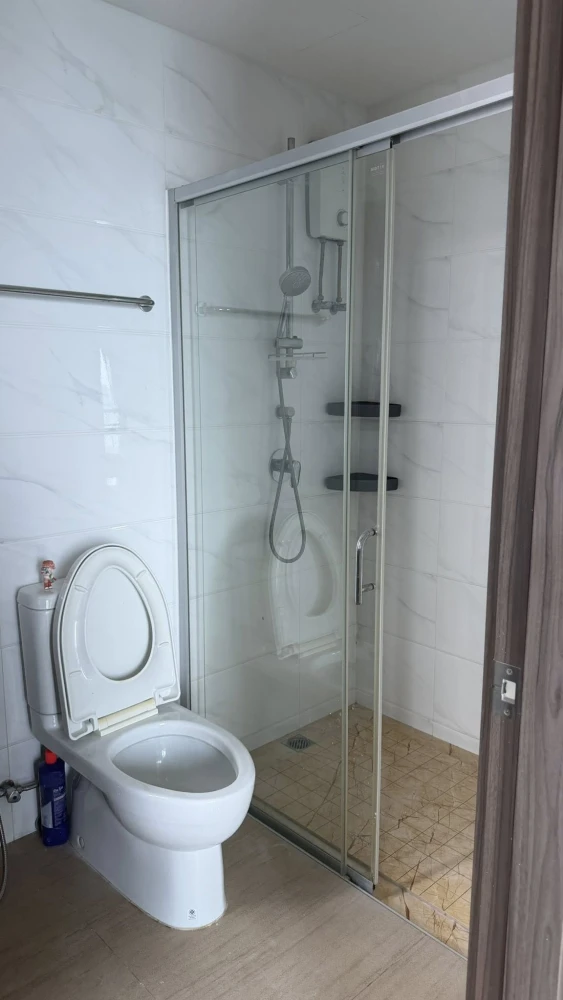 For rent: Artisan Ratchada, high floor unit, spacious and fully furnished. Book now!