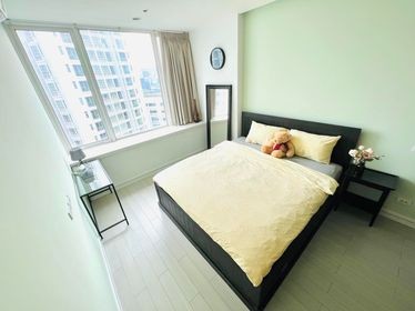 Sell / rent T.C. Green Condo, high floor room, ready to move in, don't wait!! images