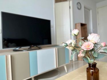 Sell / rent T.C. Green Condo, high floor room, ready to move in, don't wait!!