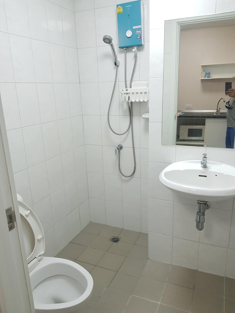 Condo for sale, Plum Condo, Phaholyothin 89, 4th floor, good condition room, newly decorated, very inviting, book now, hurry up.
