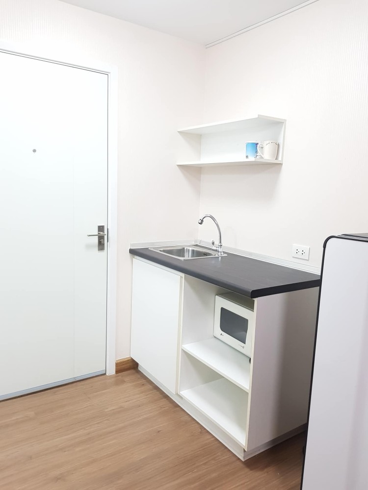 Condo for sale, Plum Condo, Phaholyothin 89, 4th floor, good condition room, newly decorated, very inviting, book now, hurry up.