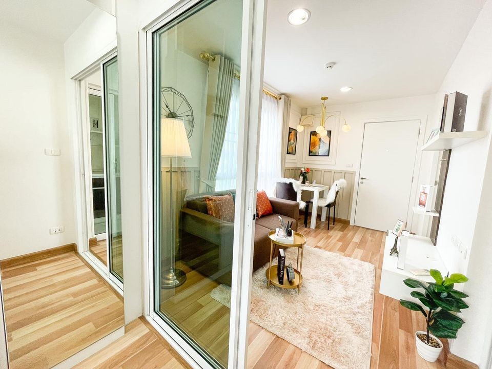 Condo for sale, A pool Bangna, Building B, 4th floor, beautifully decorated room, very inviting, straight cover, not in the eyes, hurry up and book no