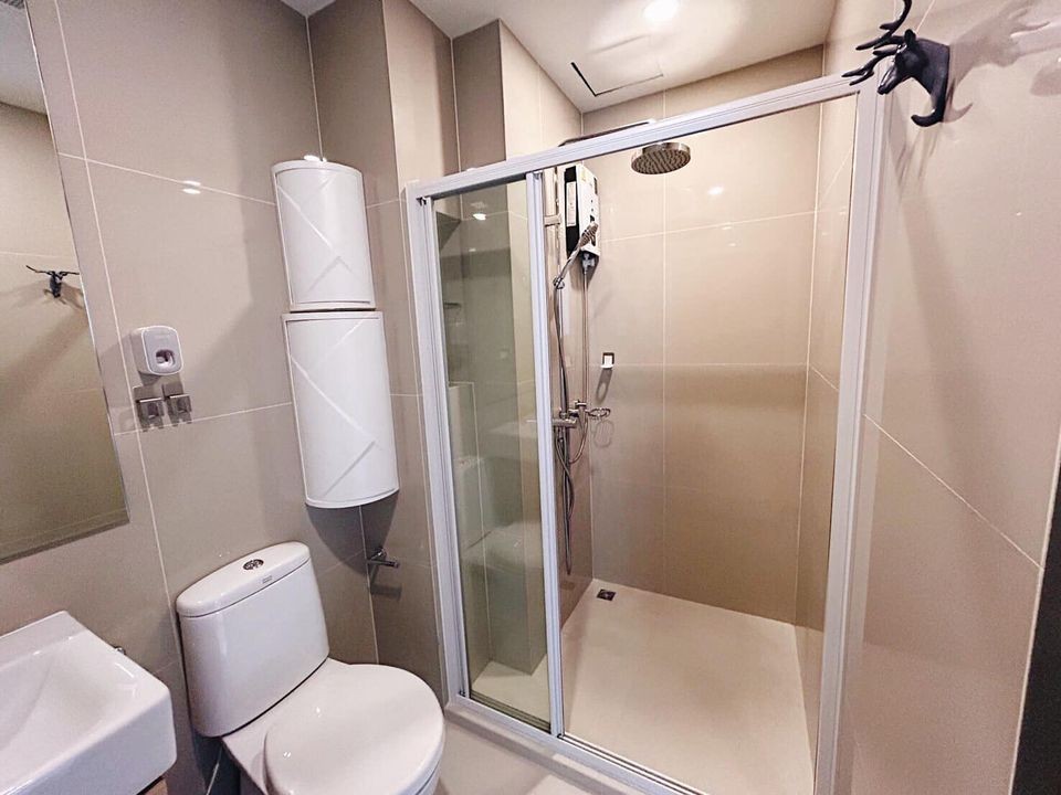Elio Del Nest condo for sale, 1 bedroom, 1 bathroom, nice room, fully built-in, 16th floor, high view, good like this, must buy now