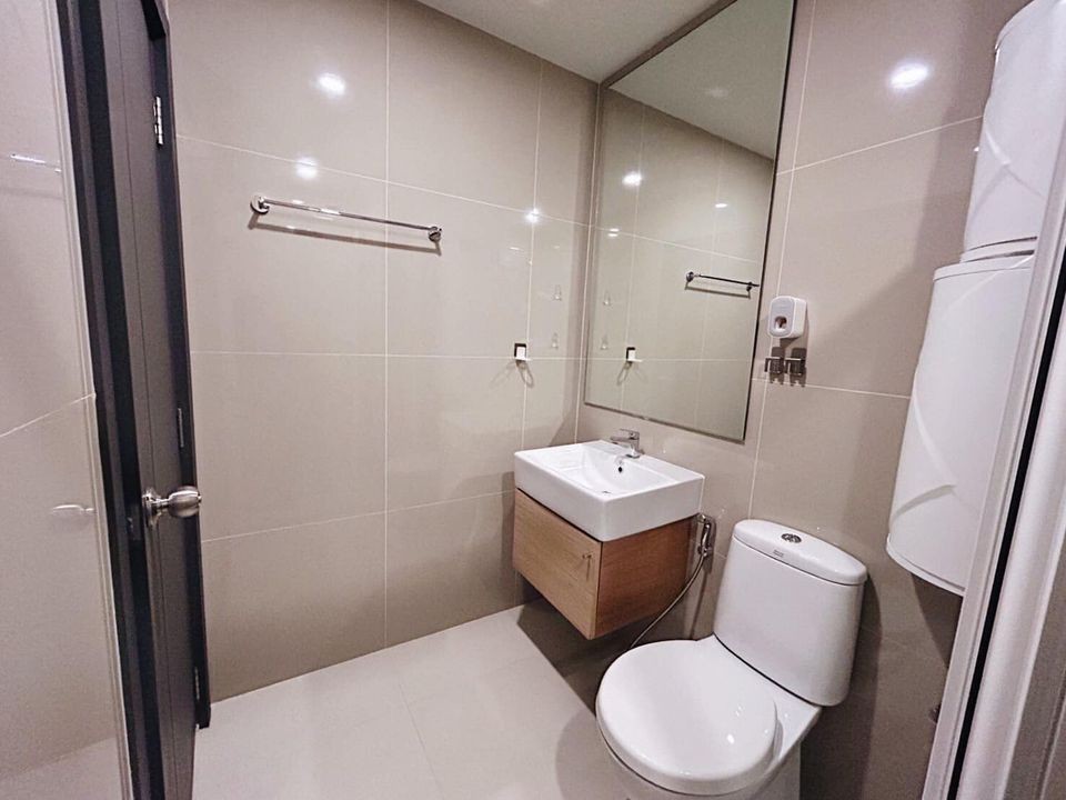 Elio Del Nest condo for sale, 1 bedroom, 1 bathroom, nice room, fully built-in, 16th floor, high view, good like this, must buy now