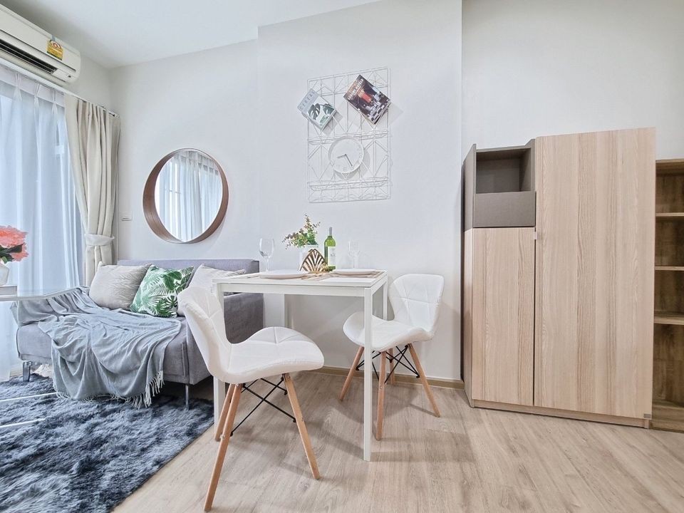 Condo for sale, Fuse Miti Ratchada-Sutthisan, corner room, good view, decorated in white tones, very inviting, book now.