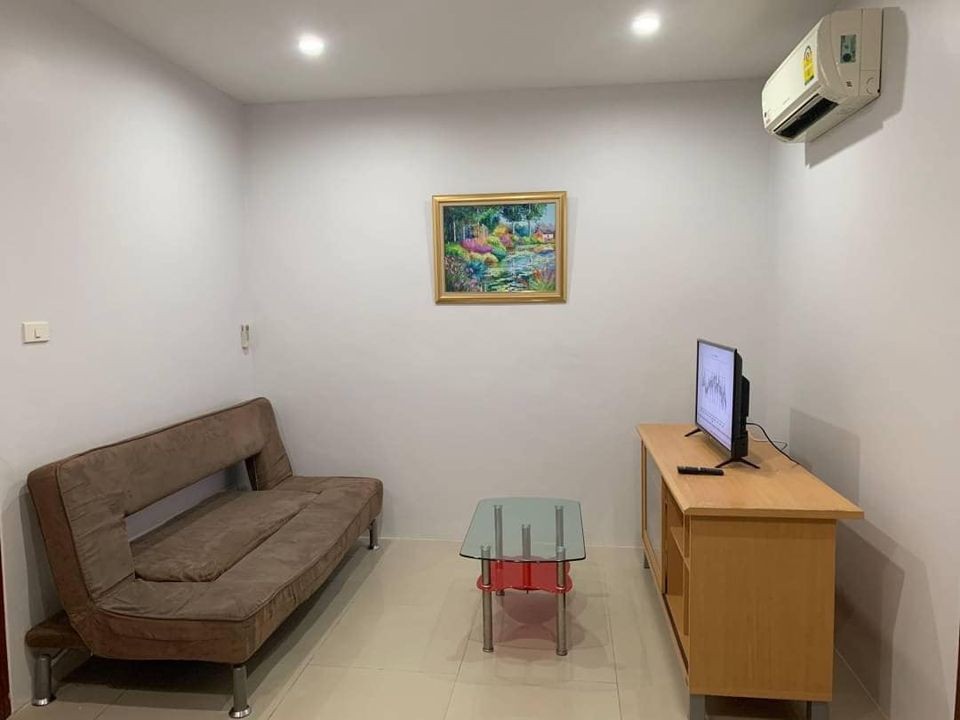 Condo for sale, Klang Krung Resort Ratchada 7, fully furnished. Ready to move in Don't miss a lot.
