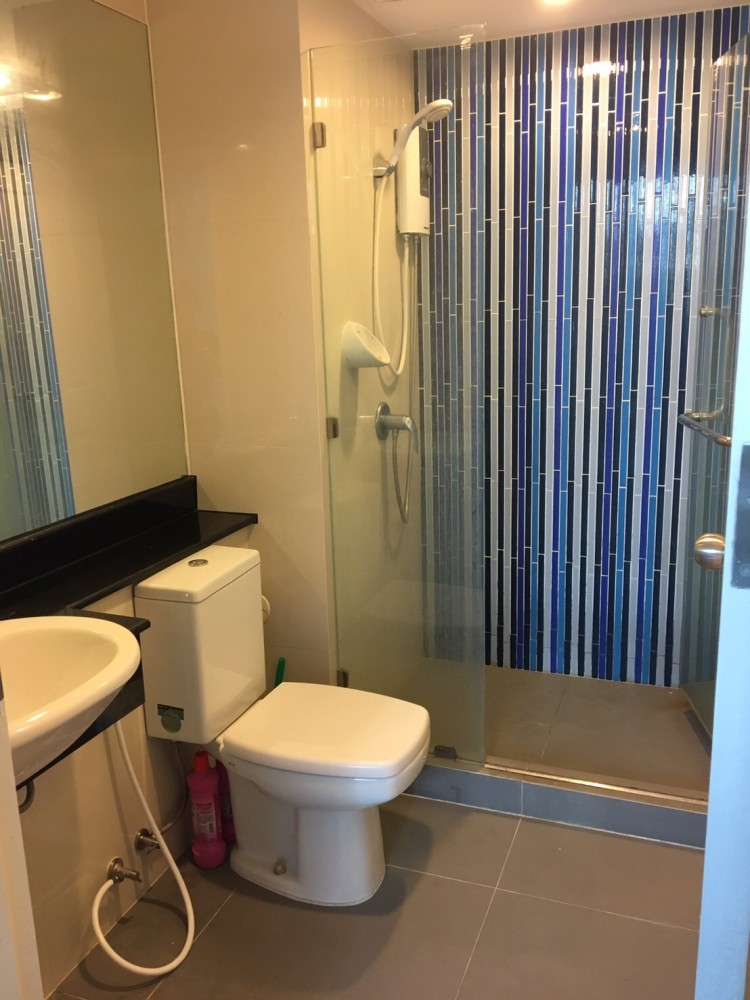Condo for sale, Chateau In Town, Major Ratchayothin 2, pool view, very beautiful, hurry to book!!