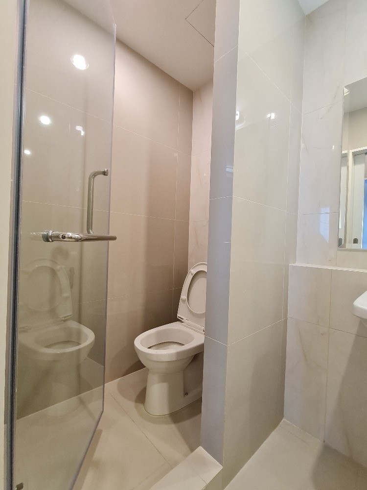 Condo for sale, Niche Mono, Mega Space Bangna, beautiful room, good location, fully furnished room, don't hesitate, book now.