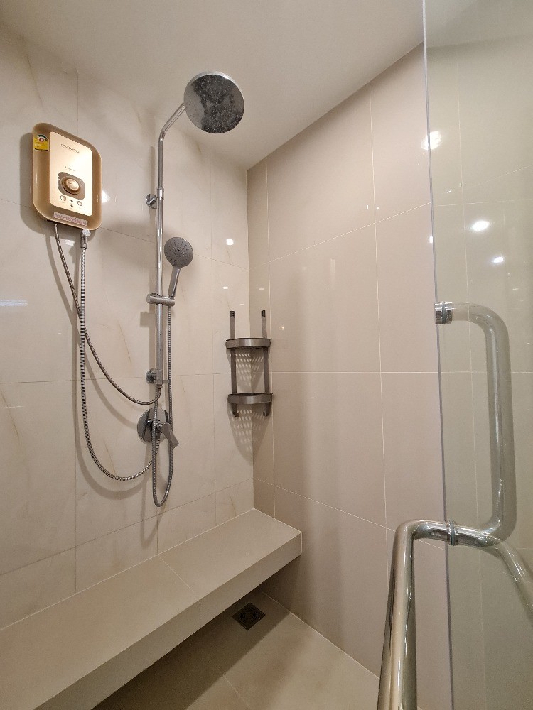 Condo for sale, Niche Mono, Mega Space Bangna, beautiful room, good location, fully furnished room, don't hesitate, book now.
