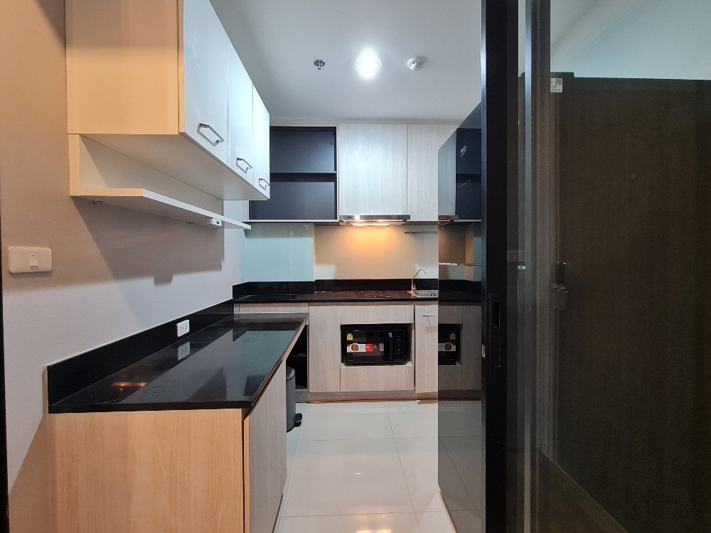 Condo for sale, Niche Mono, Mega Space Bangna, beautiful room, good location, fully furnished room, don't hesitate, book now.