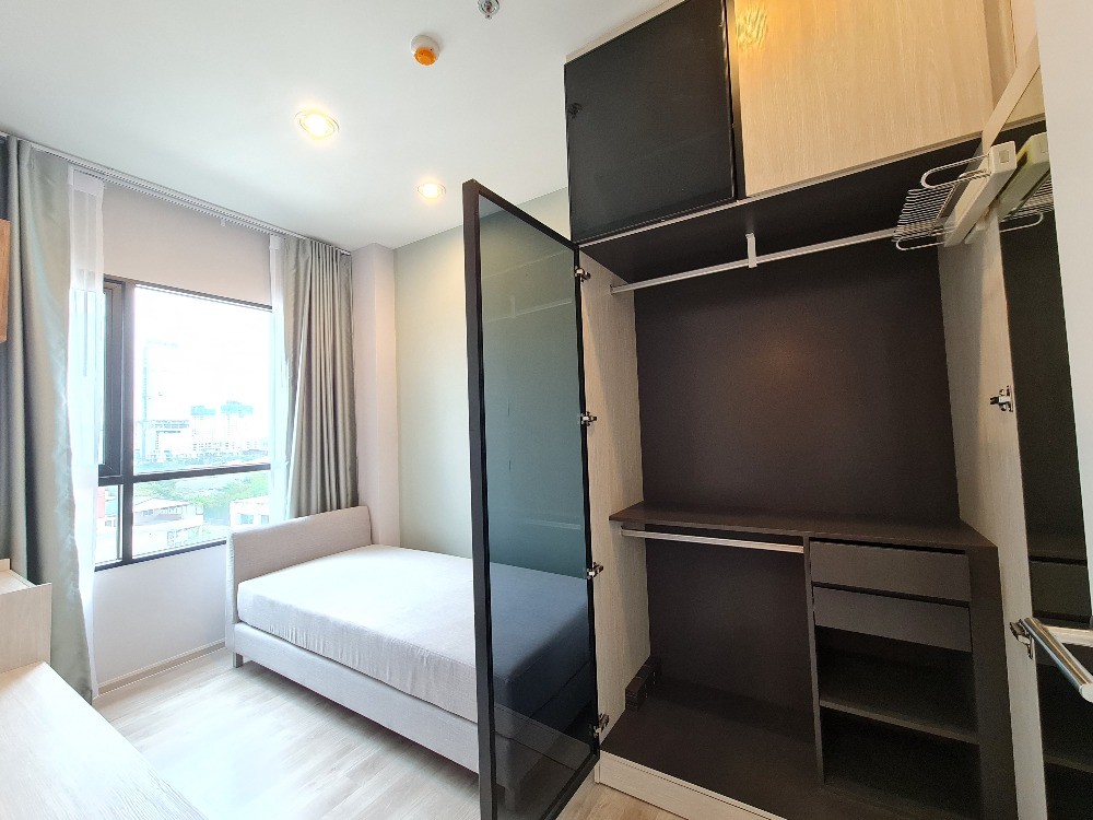 Condo for sale, Niche Mono, Mega Space Bangna, beautiful room, good location, fully furnished room, don't hesitate, book now.