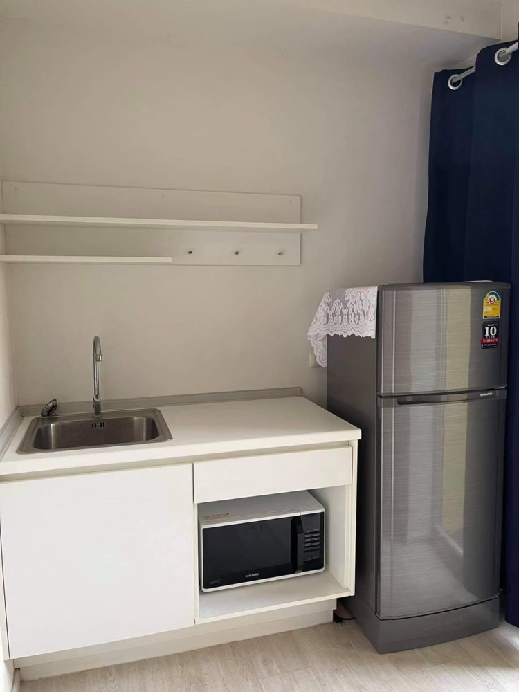 Condo for sale, Plum Condo Park Rangsit Phase 2, 7th floor, corner room, complete with furniture and appliances, great value