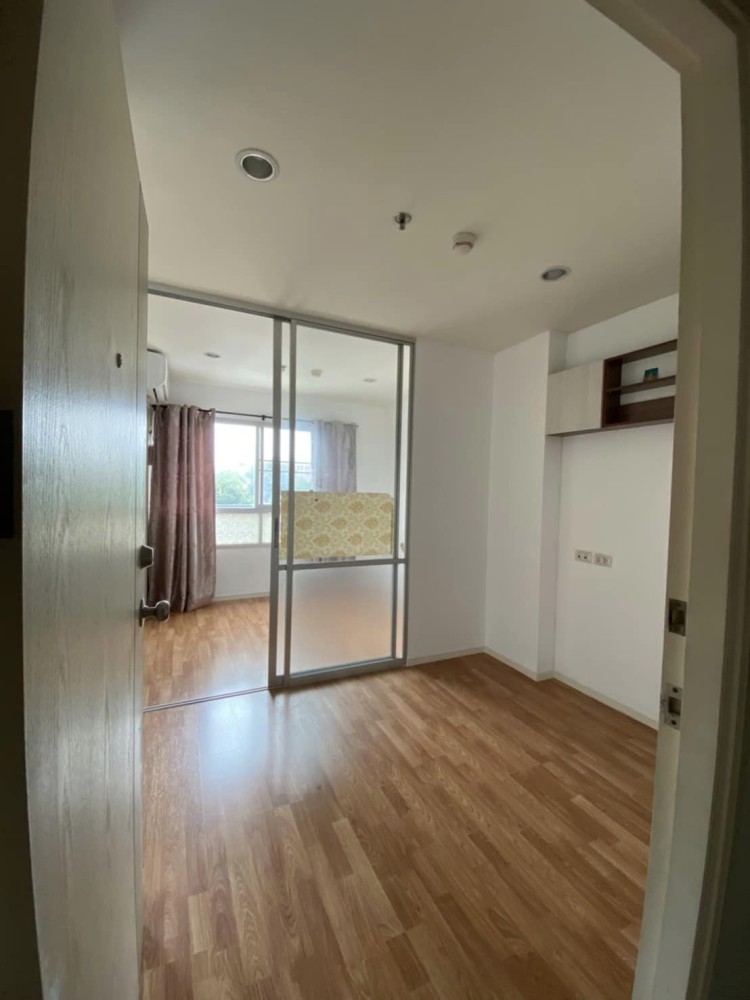 Condo for sale, Lumpini Nawamin Sriburapha, complete with furniture and electrical appliances, good price, don't miss it!!