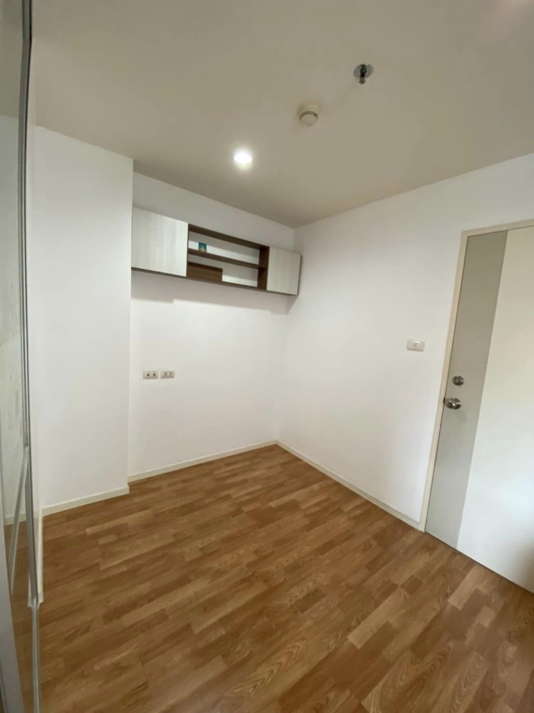 Condo for sale, Lumpini Nawamin Sriburapha, complete with furniture and electrical appliances, good price, don't miss it!!