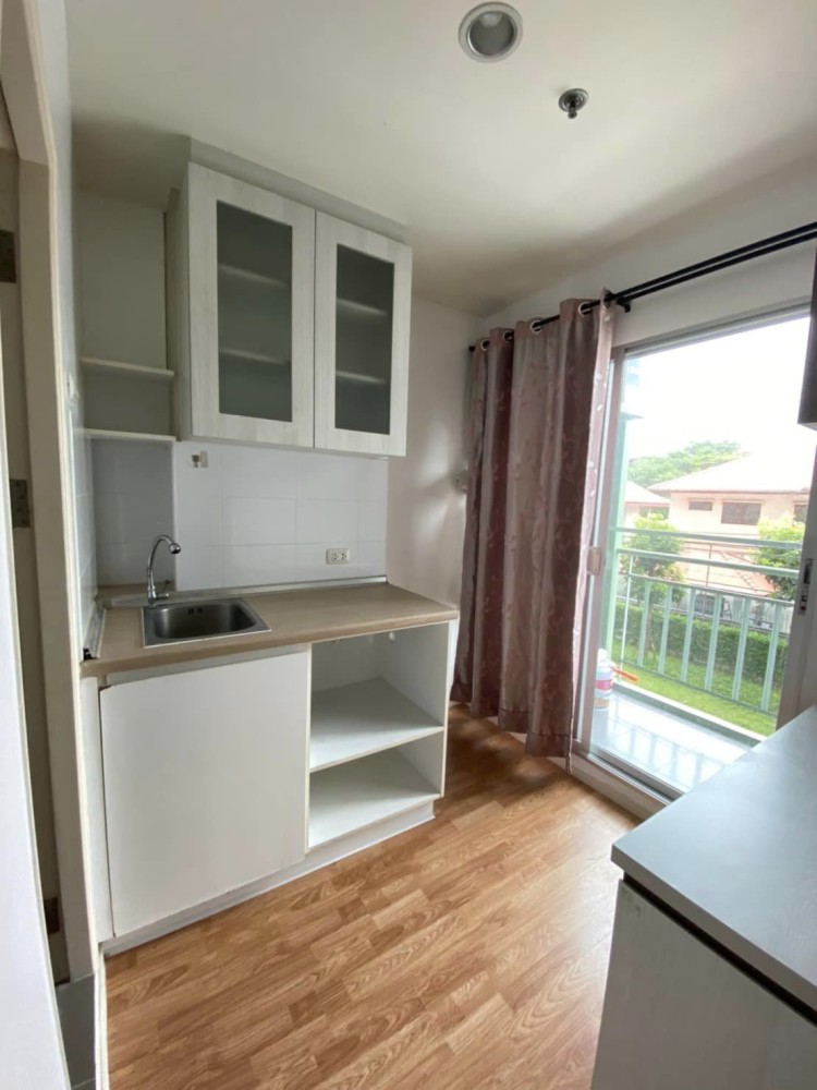 Condo for sale, Lumpini Nawamin Sriburapha, complete with furniture and electrical appliances, good price, don't miss it!!