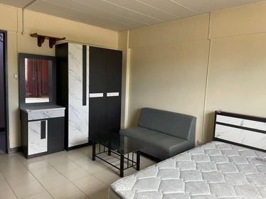 Condo for sale, Lumpini Center Happyland Phase 1-4, fully furnished, beautiful room, best location, urgent.