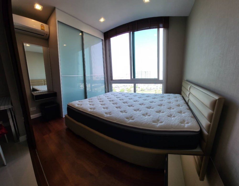 Condo for sale, The Metropolis, high floor, good view, ready to move in, convenient to travel, hurry up and book before it's all gone!